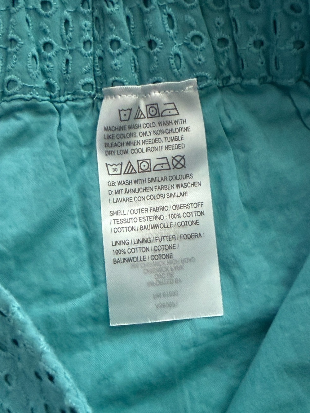 Isaac Mizrahi 100% Eyelet Bermuda Shorts Women’s Size 10 - Picture 7 of 7